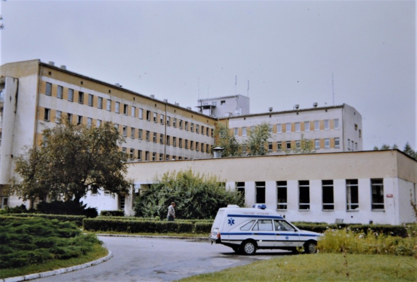 Szpital w Proszowicach w roku 2000.
