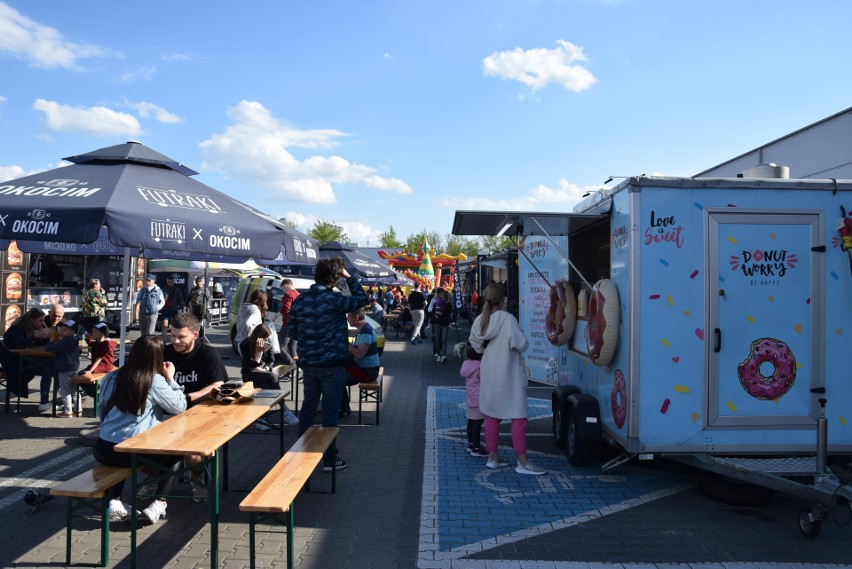 Zlot Food Trucków w Białymstoku. Sprawdź, czego możesz tu spróbować! (zdjęcia)