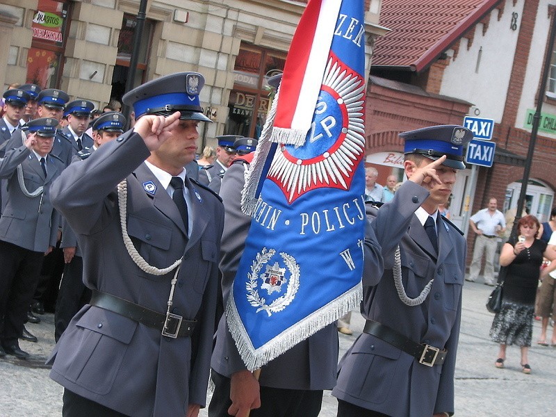 Nadanie sztandaru NSZZ Policjantów w Żninie
