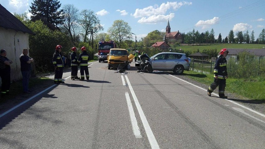 Jak wynika z policyjnych ustaleń, kierujący dostawczym...