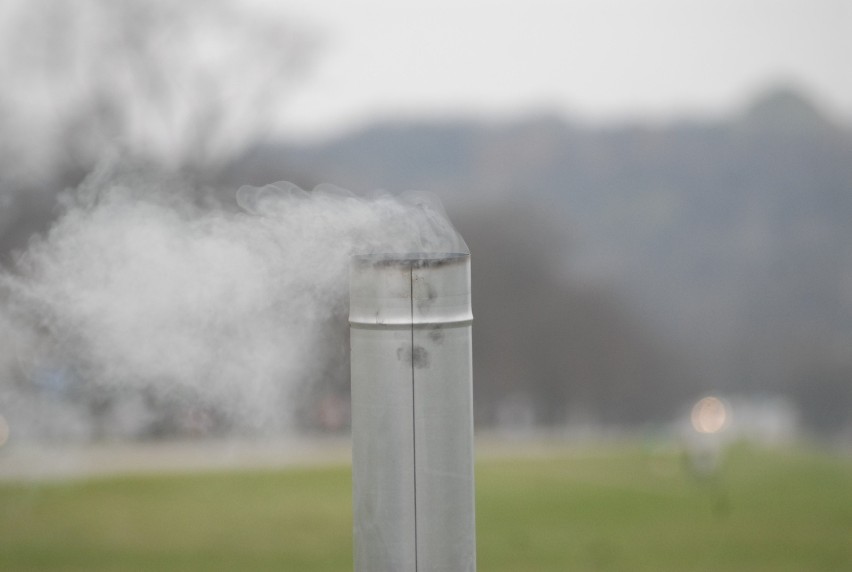 Smog spowił okolice Krakowa. Fatalnie szczególnie na północy...