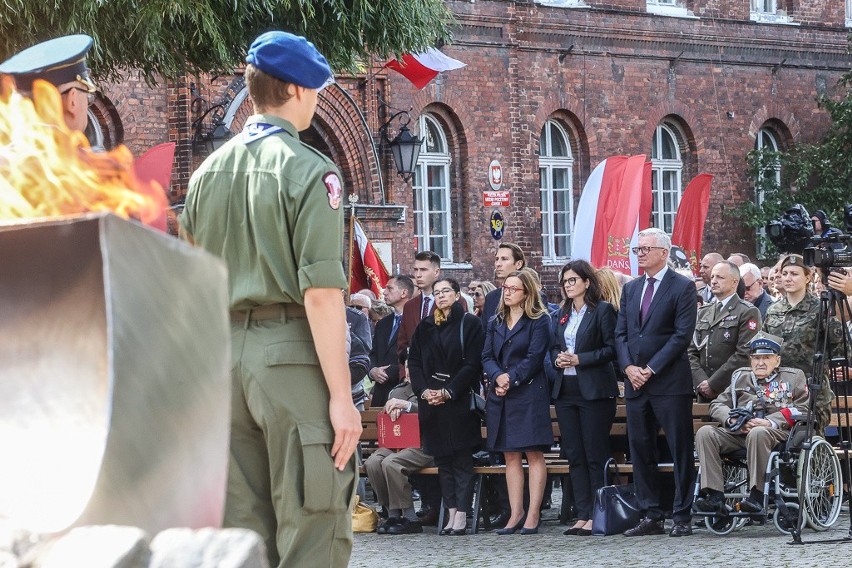 Msza święta, składanie wieńców i wystawa plenerowa. Gdańsk uczcił pamięć Polaków poległych w pierwszych dniach wojny