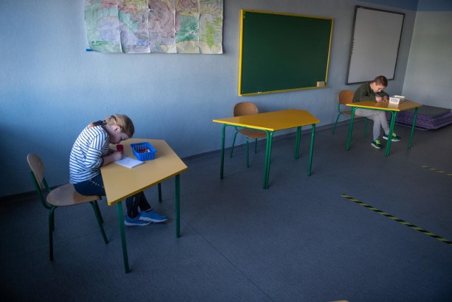 Zdjęcie ilustracyjne. / W szkołach i przedszkolach w Grudziądzu sumie w kwarantannie przebywa 184 dzieci.