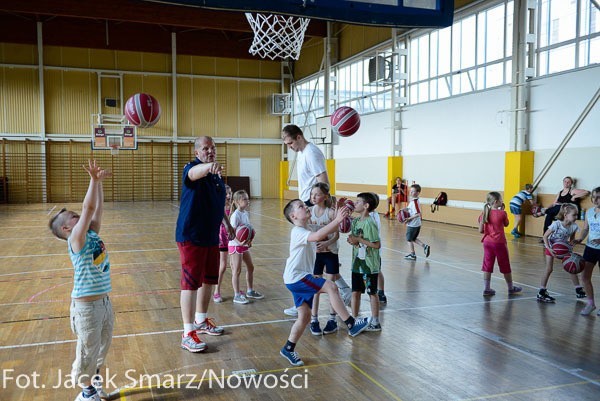 Przemek Karnowski trenował z dziećmi ZS 24 [zdjęcia]