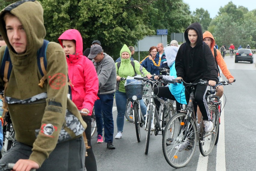 Święto Roweru w Lubartowie. Miłośnicy rowerowej rekreacji spotkali się już po raz 25. (ZDJĘCIA)