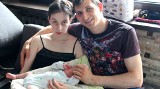 W dąbrowskim szpitalu złamali dziecku rączkę i wybili bark przy porodzie? Trwa wyjaśnianie tego zdarzenia