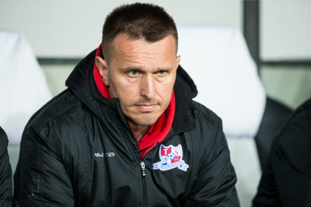 Decyzją zarządu TS Podbeskidzie 12 godzin po przegranym meczu Podbeskidzia z Lechem Poznań, trener Leszek Ojrzyński został zwolniony ze swojej funkcji.