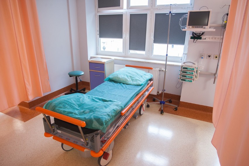 W szpitalu w Słupsku powstał oddział izolacyjny dla pacjentów zakażonych koronawirusem. Jest 12 łóżek, w tym 3 z respiratorem