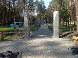 Zakład Kamieniarski z Daleszyc wybudował cmentarz katyński na Ukrainie. Ku czci pomordowanych