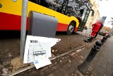 Wypadek na Podwalu. Kierowca MPK wjechał w przystanek: "Ktoś go idiotycznie umieścił"