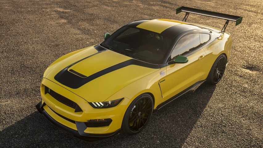 Ford "Ole Yeller" Mustang...