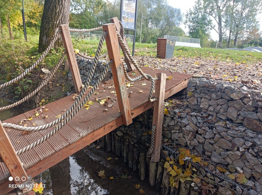 Uszkodzone urządzenia nad Szreniawą