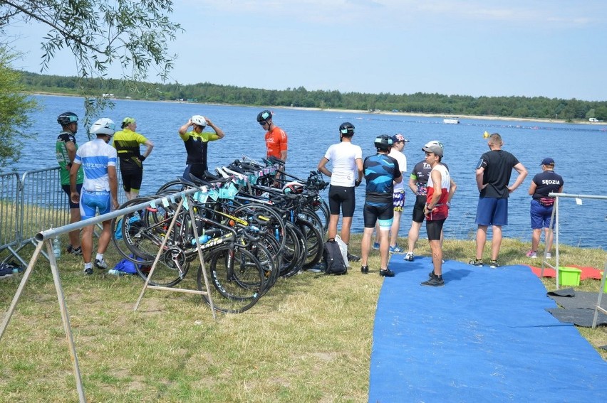 Triathlon Radłów 2019. Pływanie, rower i bieg z udziałem ponad 170 zawodników [GALERIA]