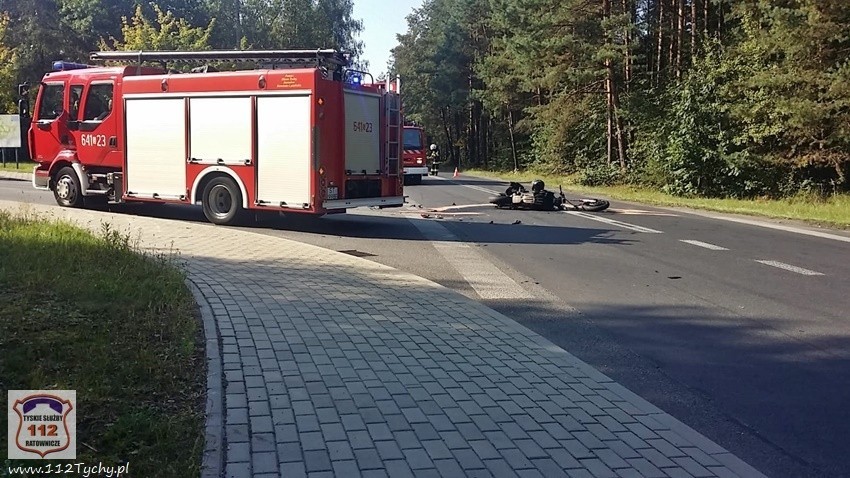 Wypadek w Świerczyńcu: motocykl zderzył się z osobówką. Ranny został motocyklista ZDJĘCIA