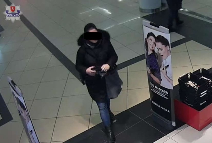 Lublin: Kradzież w sklepie. Kto rozpoznaje tę kobietę?