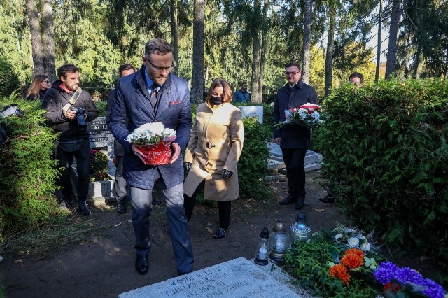 Uczcili pamięć zmarłych działaczy Związku Polaków w Niemczech