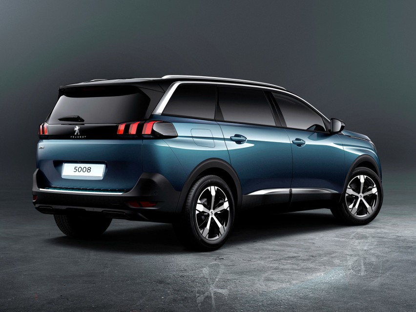 Peugeot 5008...