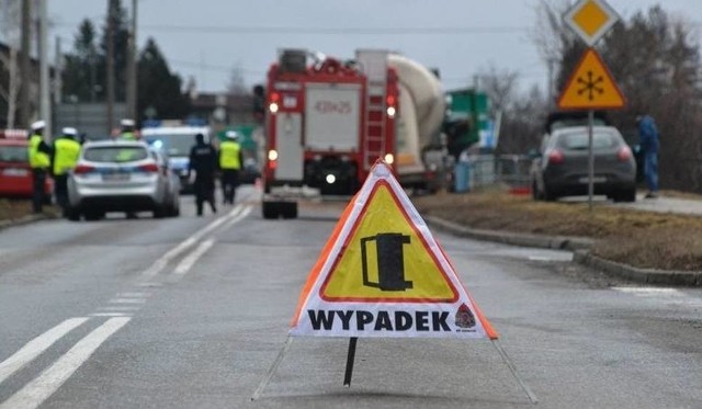 Groźny wypadek w Ustroniu. Policja wyznaczyła objazdy przez centrum miasta