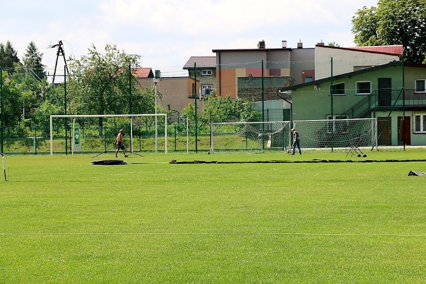 Psary stawiają na stadiony i je remontują ZDJĘCIA