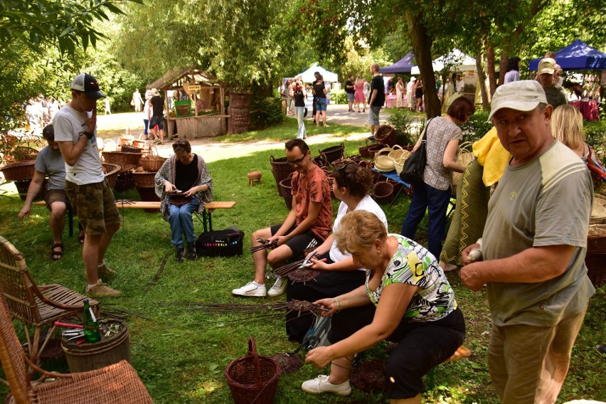 W Pałuckiej zagrodzie, w Muzeum Archeologicznym w...