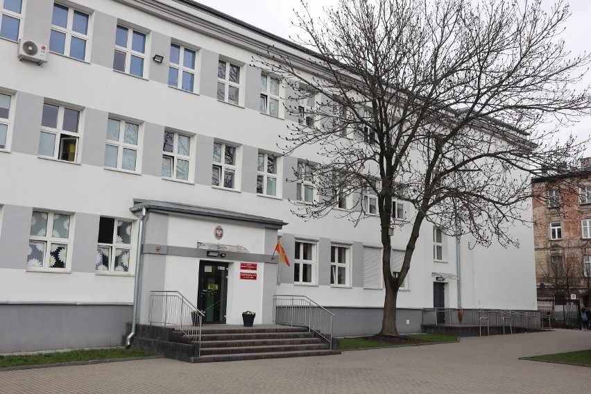 Szkoła Podstawowa nr 26 przy ul.Pogonowskiego w Łodzi