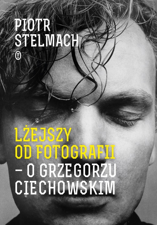 Piotr Stelmach (ul. 1971) - dziennikarz muzyczny związany od 1997 z Programem 3 Polskiego Radia, gdzie prowadzi audycje: Offensywa, Myśliwiecka 3/5/7 oraz W Tonacji Trójki. Jest również jednym z prowadzących notowania kultowego Topu Wszech Czasów oraz – od pierwszej edycji, czyli od 2010 roku – moderatorem i prowadzącym koncerty z serii Męskie Granie. Przeprowadził ponad 300 rozmów z gwiazdami muzyki rozrywkowej, między innymi ze Stingiem, Bryanem Adamsem, Nickiem Cave'em oraz zespołami Aerosmith, The Cure, Depeche Mode, New Order, Pixies, Placebo, The Rolling Stones i The Sex Pistols.