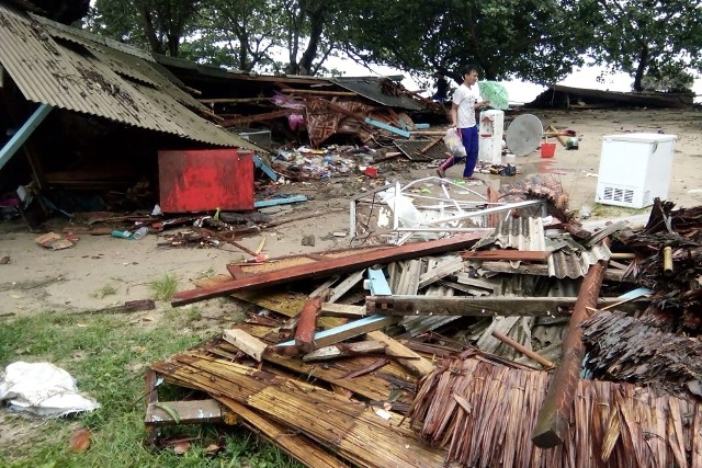 Skutki tsunami w Indonezji