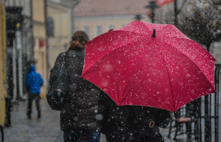 Pierwszy śnieg (z deszczem) spadł w poniedziałek w Lublinie