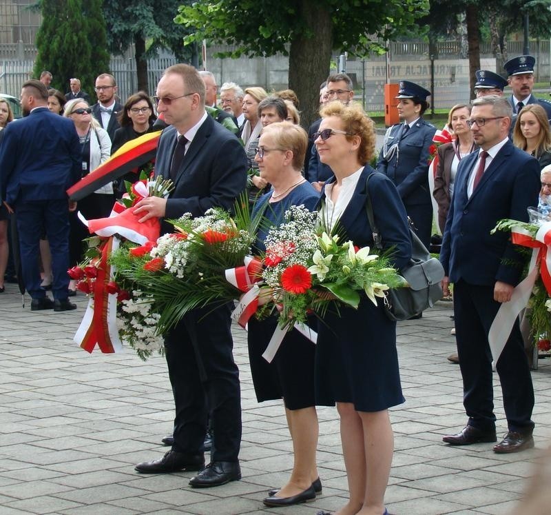 Oświęcim. 78. rocznica pierwszego transportu polskich więźniów do Auschwitz z udziałem przedstawicieli rządu [ZDJĘCIA]