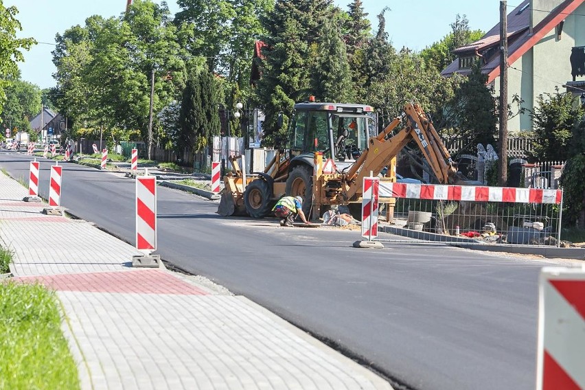 Tak wygląda najnowsze rondo na drodze ze Szczecina do granicy. Zobacz zdjęcia