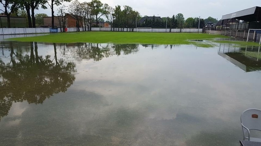 Nad Pszczyną przeszła gwałtowna burza z gradem, powodując...