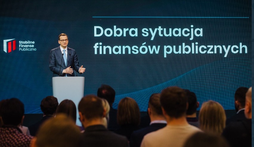 Premier Mateusz Morawiecki: Deficyt sektora finansów...