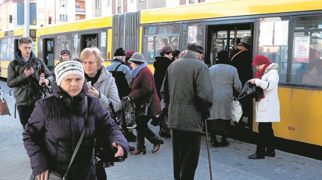 Nasza Czytelniczka na tym przystanku przy Rynku Staromiejskim wsiadła do autobusu linii nr 6.
