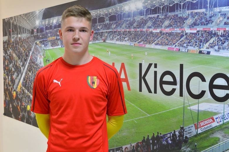 Piłkarz Korony Kielce, 16-letni Radosław Seweryś, będzie...