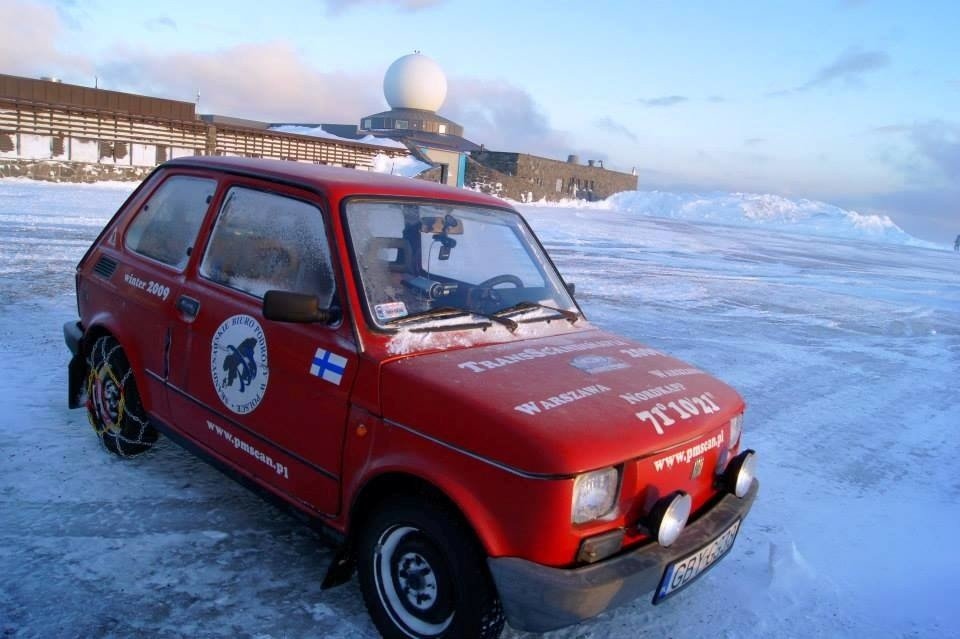 Fiatem 126p na mroźny Nordcapp. Śnieżne przygody