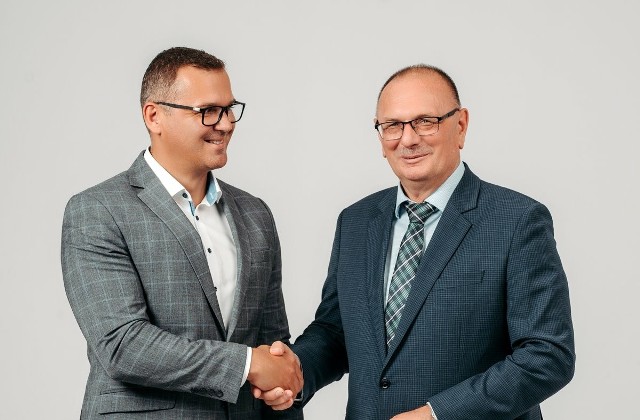Przemysław Osiński (z lewej) został nowym dyrektorem lubuskiego oddziału ARiMR