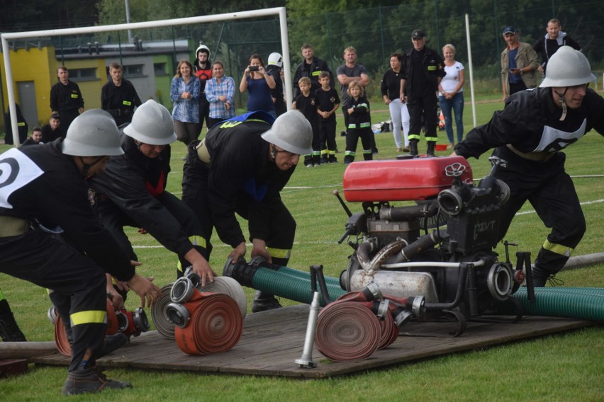 Strażacy rywalizowali w zawodach FOTO