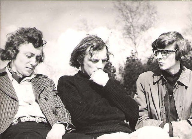 74 Grupa Biednych. Od lewej: Henryk Tomala, Jerzy Izdebski, basista Kazimierz Panasiak