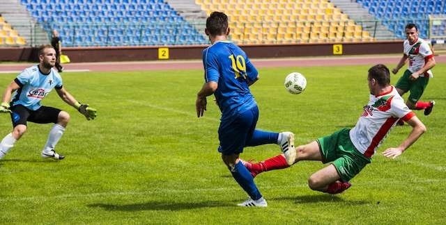 Piłkarze Elany Toruń i Legii Chełmża rozegrali ostatni mecz kontrolny przed rozpoczynającym się sezonem w III i IV lidze