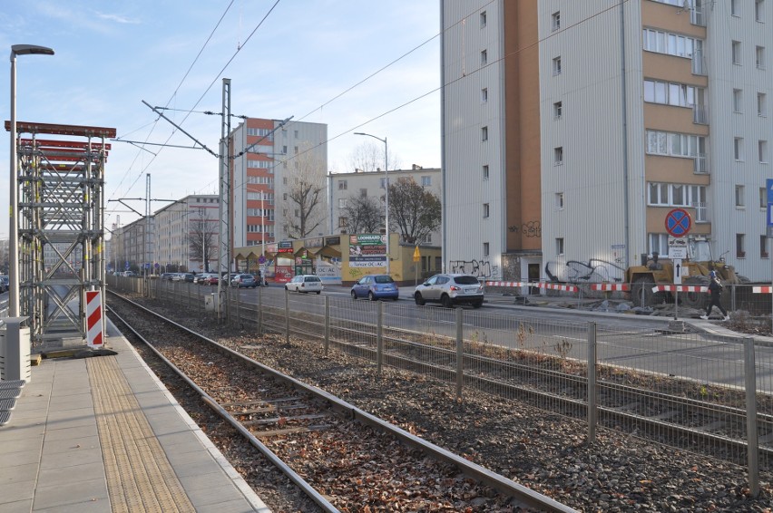 Kładka zniknęła nad Grabiszyńską. Tak teraz wygląda ulica [ZDJĘCIA]