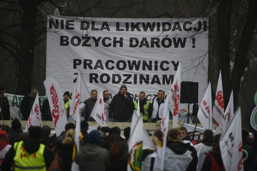 Protest górników kopalni Boże Dary w Katowicach: