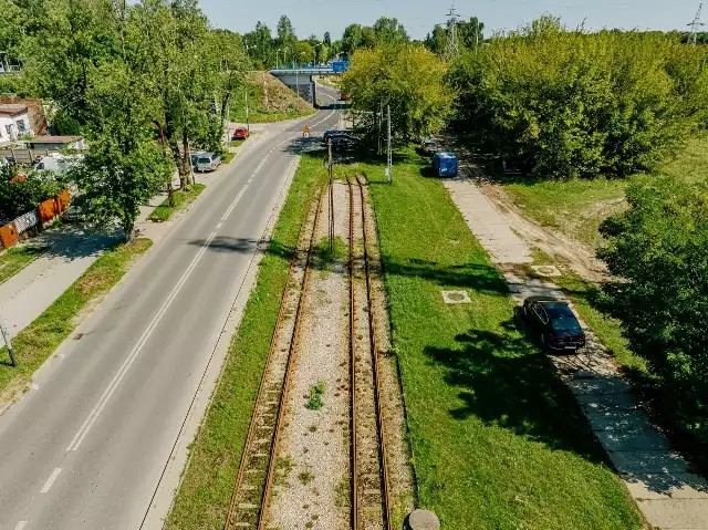 Na ul. Warszawskiej torowisko zostanie zbudowane od nowa.