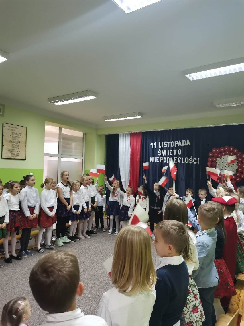 Narodowe Święto Niepodległości w gminie Masłów. Tak świętowano w szkołach. Zobacz zdjęcia