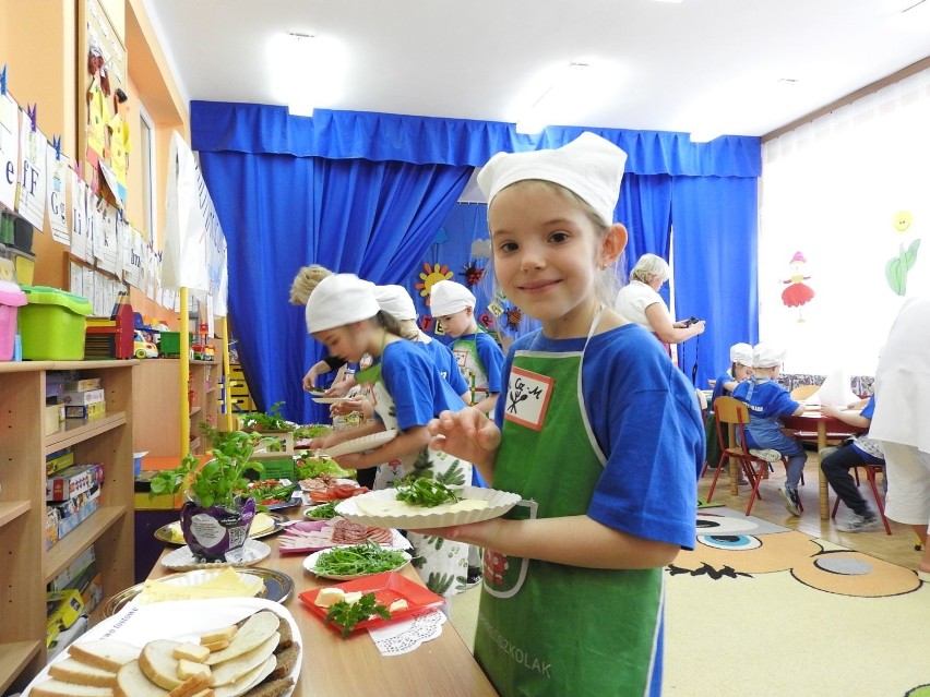 Kulinarne Czary Mary. Dzieci na jeden dzień zmieniły się w kucharzy (zdjęcia, wideo)