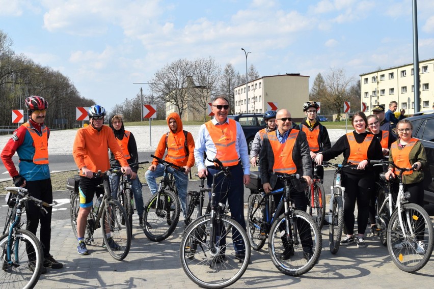 Otwarcie największego ronda w gminie Olesno, zbudowanego w...