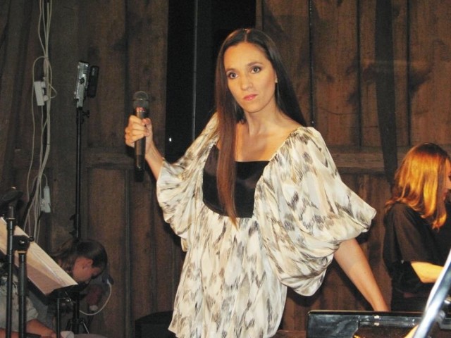 Wokalistka Dorota Miśkiewicz to córka znanego saksofonisty Henryka. Od lat współpracuje z największymi muzykami. Wydała cztery solowe płyty.