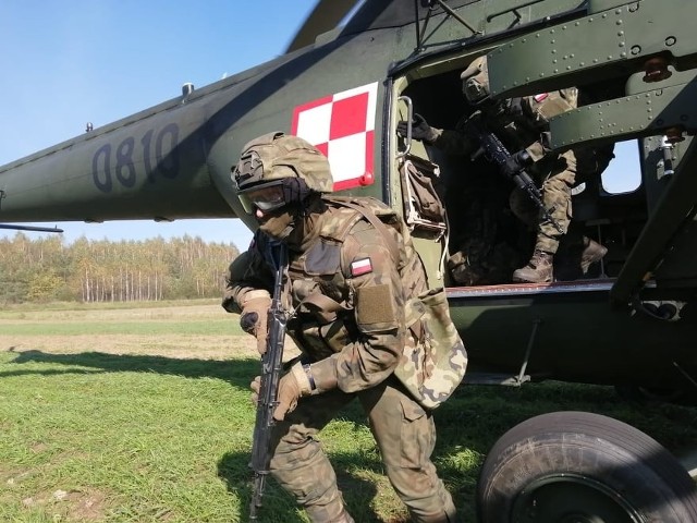 Premier zapowiedział, że polska armia zostanie wzmocniona