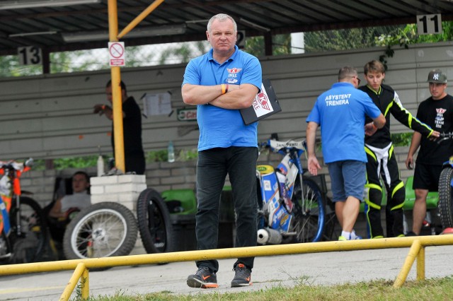 Trener Piotr Żyto ma nadal odpo­wiadać za wyniki Kolejarza.