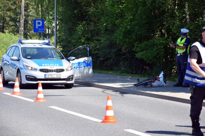 W Zielinie rowerzysta przewrócił się na drogę krajową nr 21