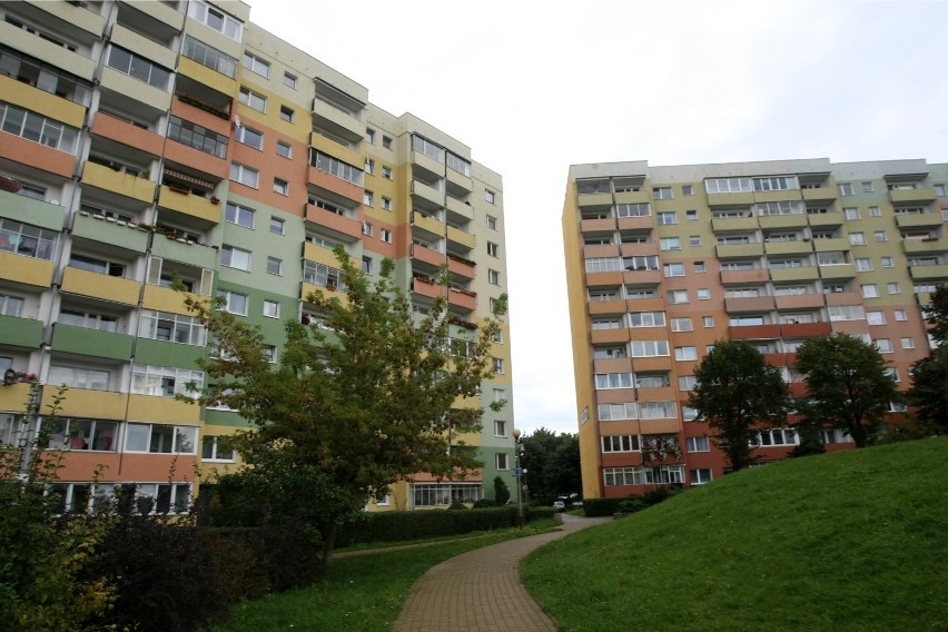 Bloki z prefabrykatów stawiano w wielu polskich miastach....
